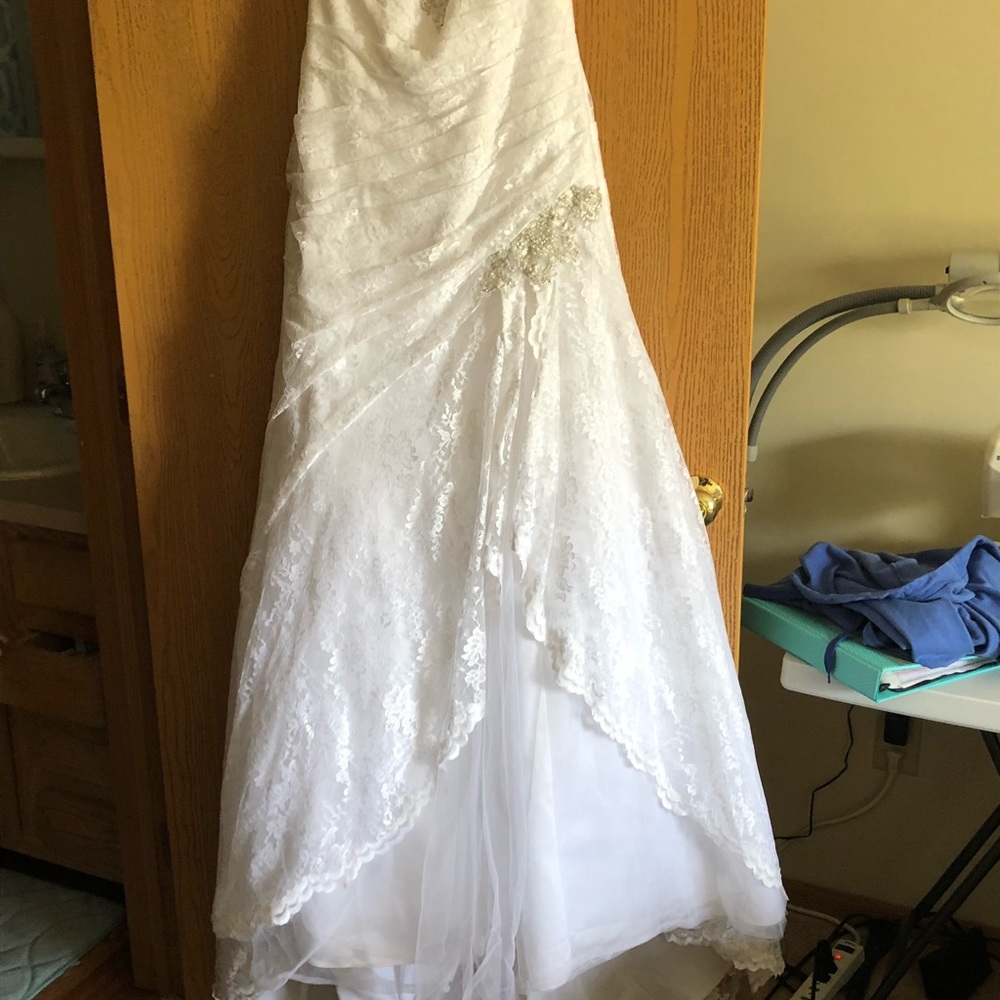 Wedding dress